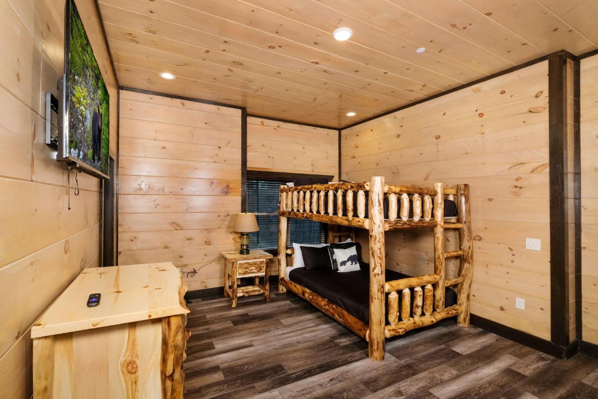 Swim And Gym Mansion Βίλα Pigeon Forge Εξωτερικό φωτογραφία