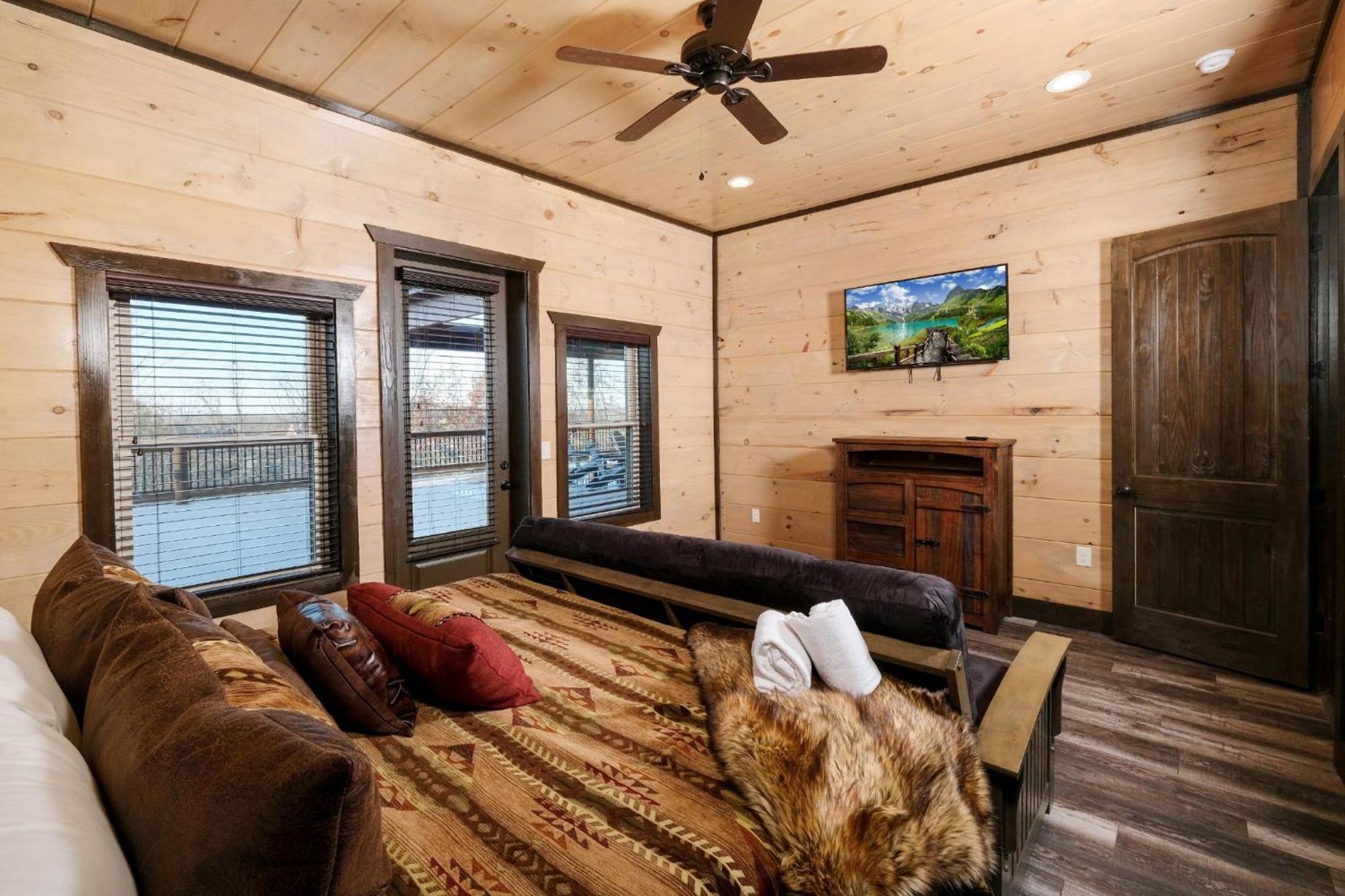 Swim And Gym Mansion Βίλα Pigeon Forge Εξωτερικό φωτογραφία