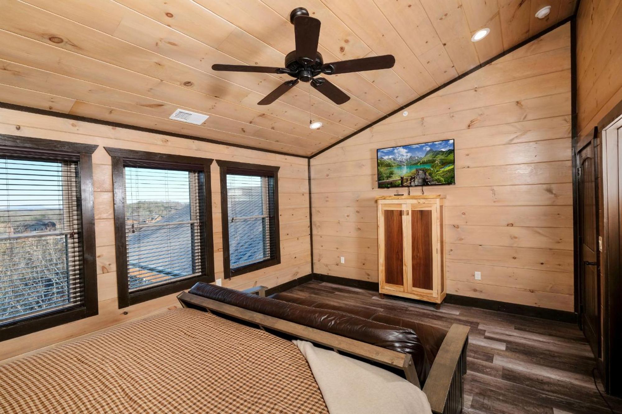 Swim And Gym Mansion Βίλα Pigeon Forge Εξωτερικό φωτογραφία
